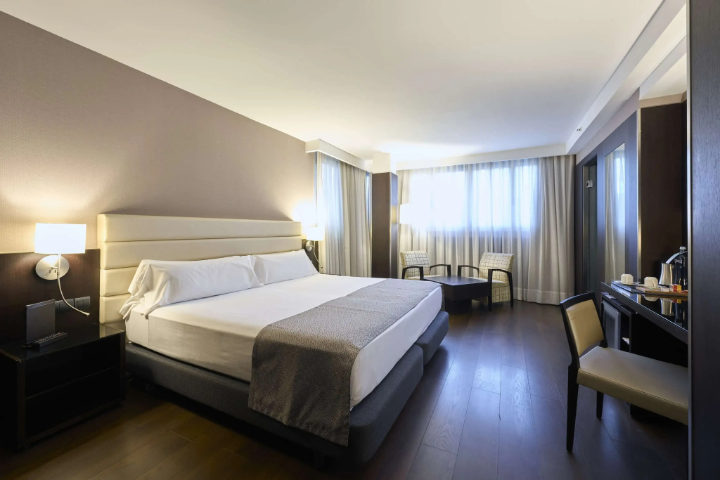 Отель Catalonia Rigoletto Hotel в Барселоне