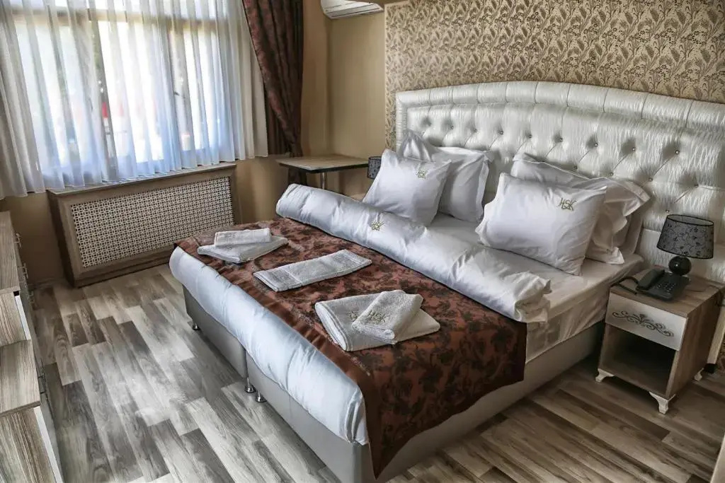 Standard Double room with garden view (full double bed)