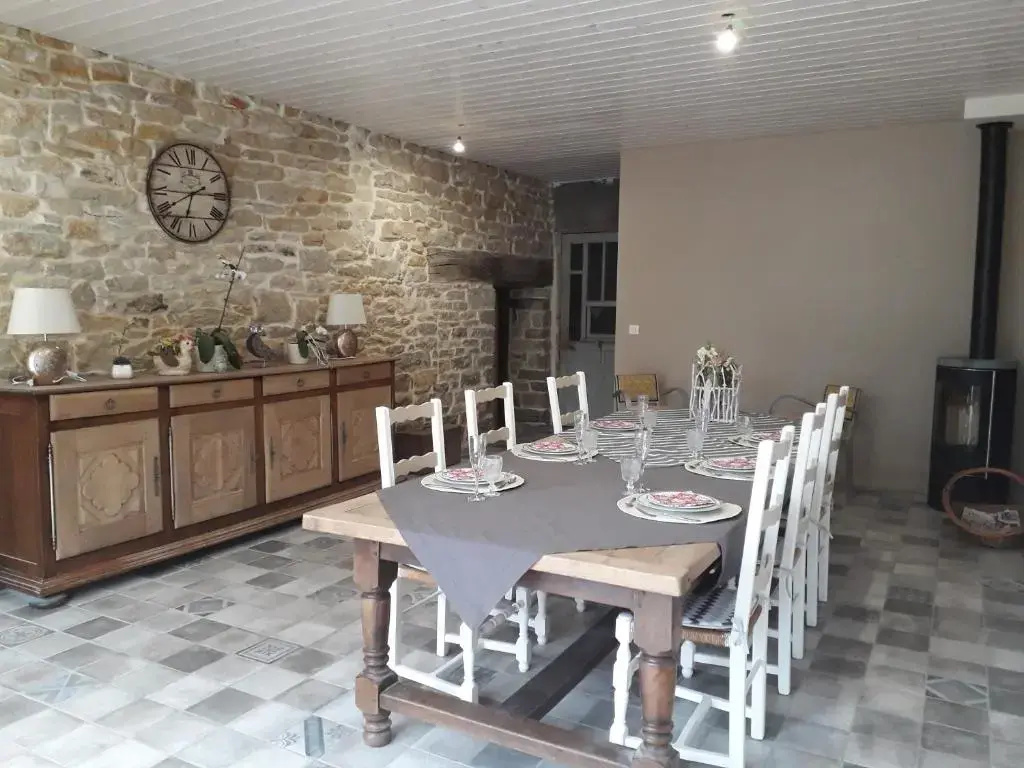 Voir la photo 1 — Les Trois Charmes