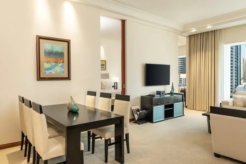 Двухместный люкс Premier Executive (двуспальная кровать) в Grosvenor House, a Luxury Collection Hotel, Dubai
