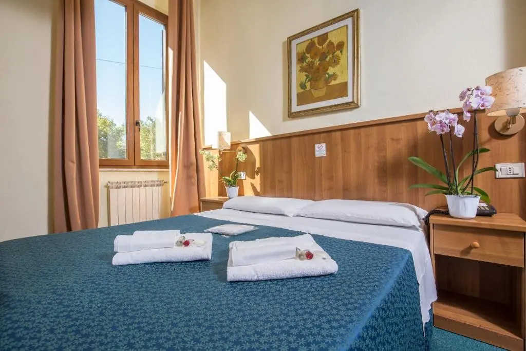 Superior Double room (full double bed)