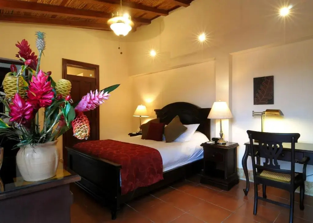 Hotel Plaza Colon - Chambres