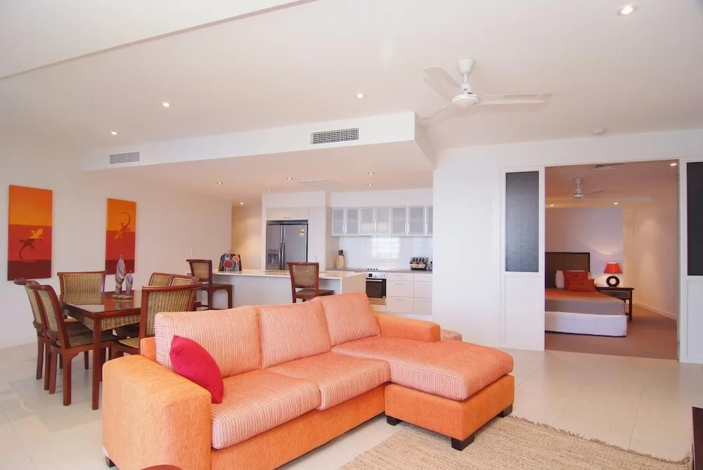 Coral Cove Apartments by null