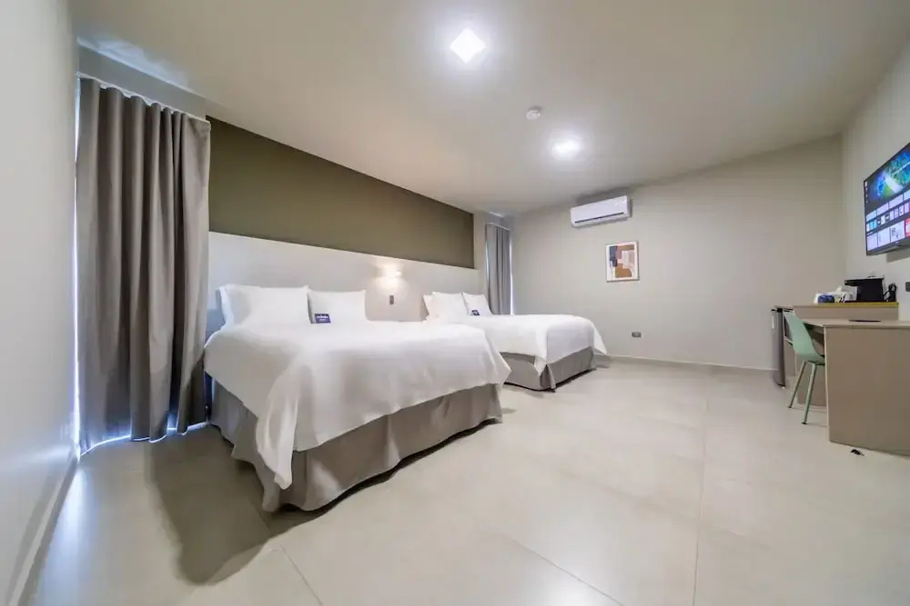 Premium Quadruple room