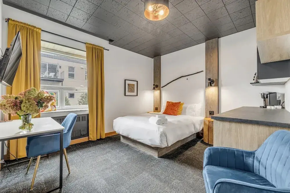 Hotel photo 2