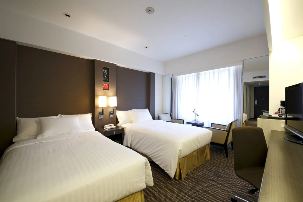 Courtyard Tokyo Ginza Hotel