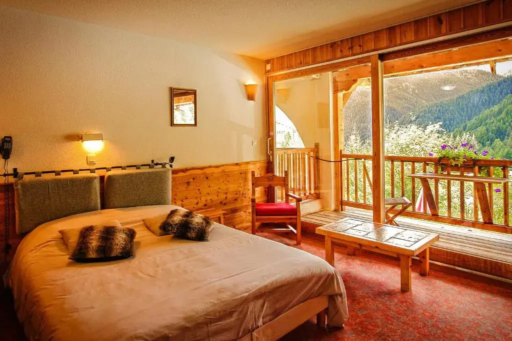 Hotel La Ferme De L'Izoard - Chambres