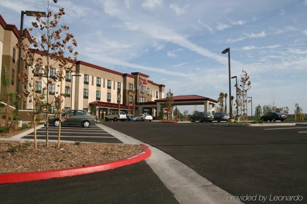 Hampton Inn & Suites San Diego-Poway image