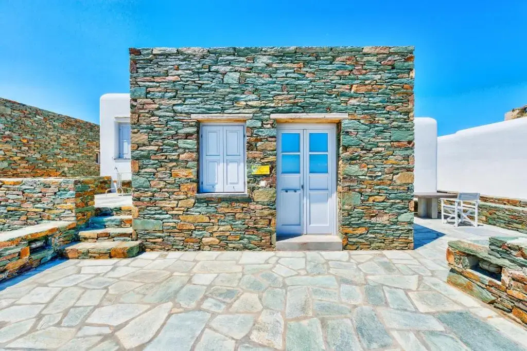 1 Bedroom Villa with sea view