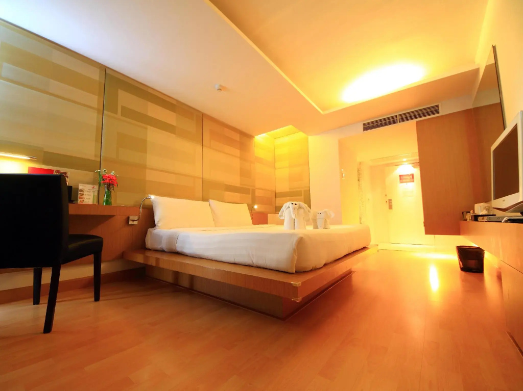 Superior Double room (full double bed)