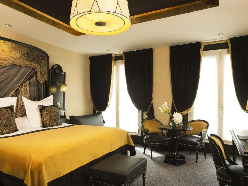 Le Belmont Paris 55
