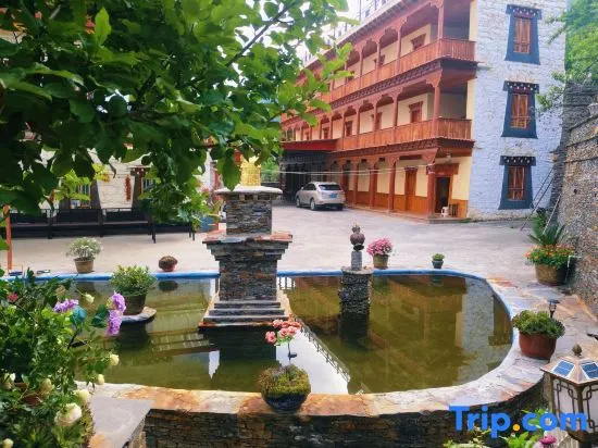 stockade  view  guesthouse in Danba