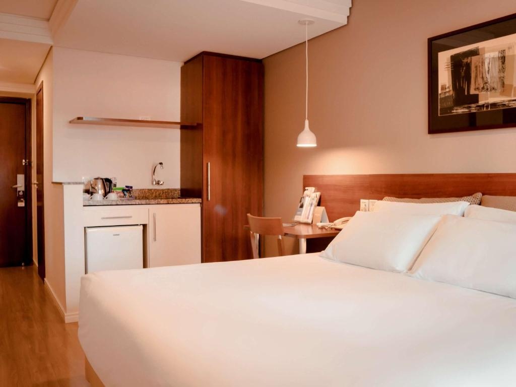 Mercure Curitiba Golden Hotel - Chambres