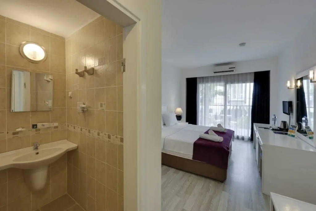 Hotel photo 8