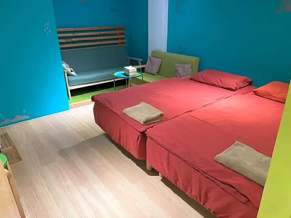 Economy room