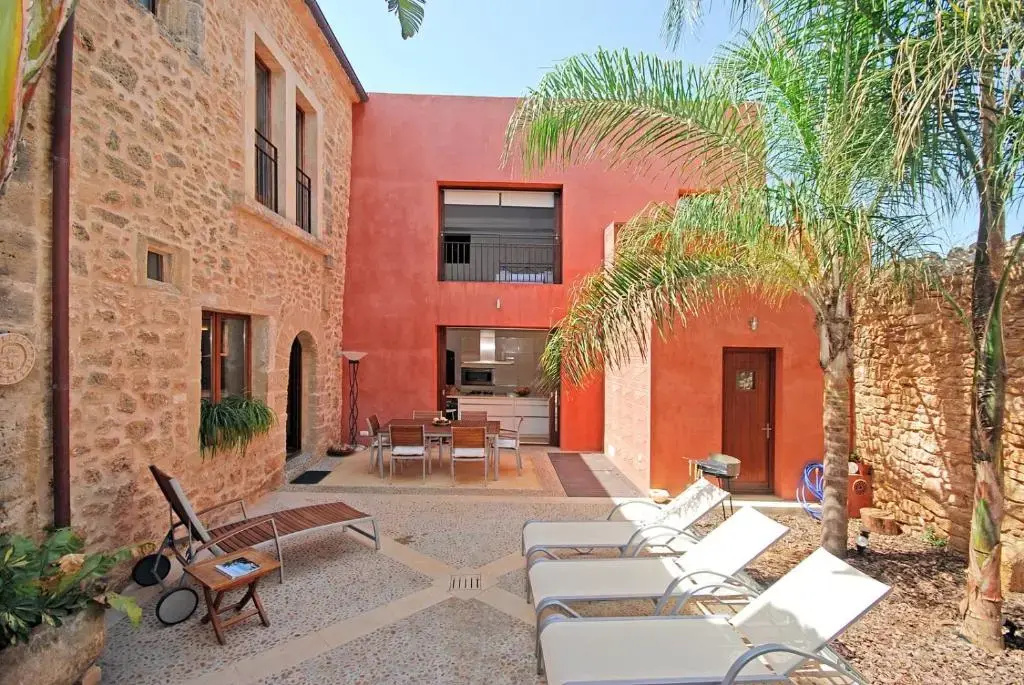 Casa Murallas