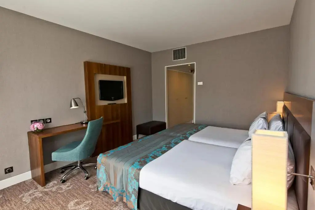 Holiday Inn Nice by IHG - Chambres