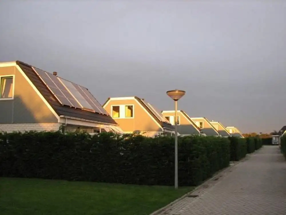 Comfortable Bungalow for 6 People,