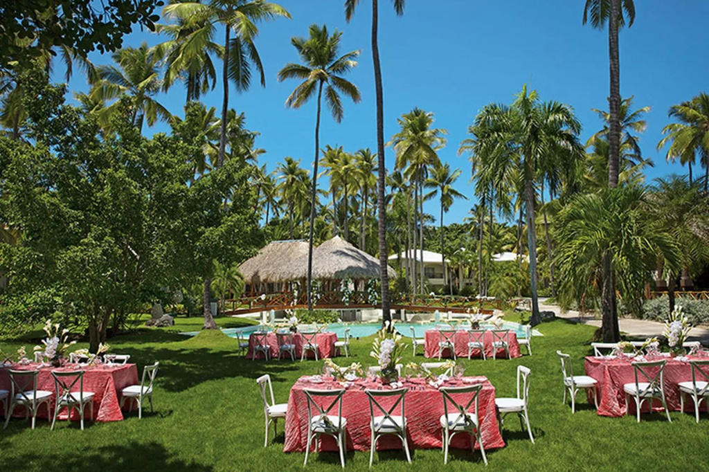 Impressive Resort & Spa