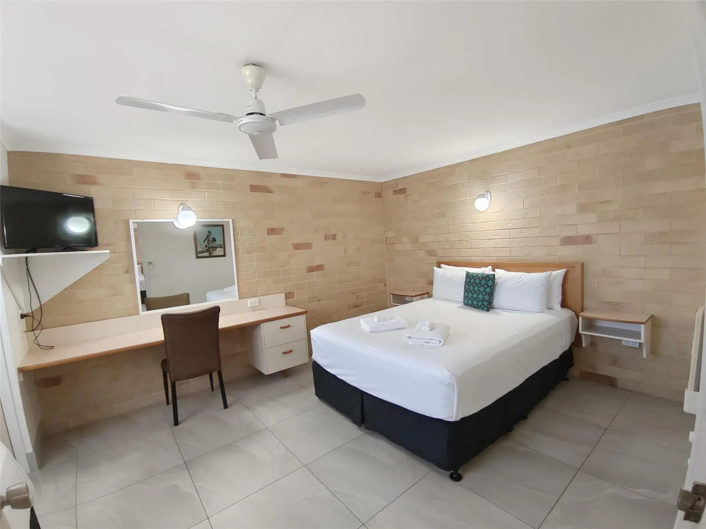 Ambassador Motor Lodge Hotel