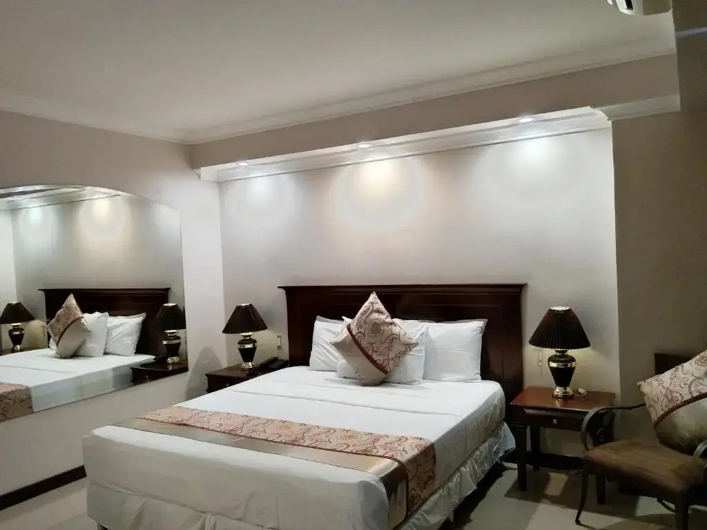 Valentino's Hotel - Chambres