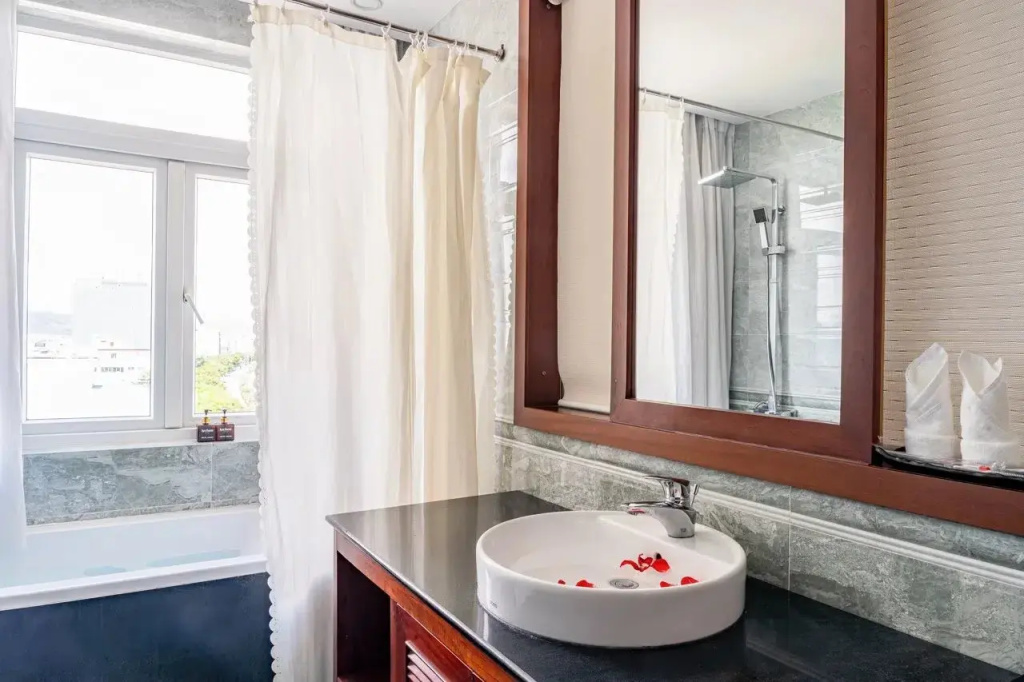 Hoang Linh Dan Hotel - Général