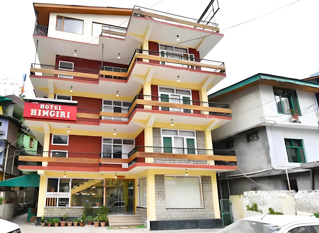 Hotel Himgiri Manali