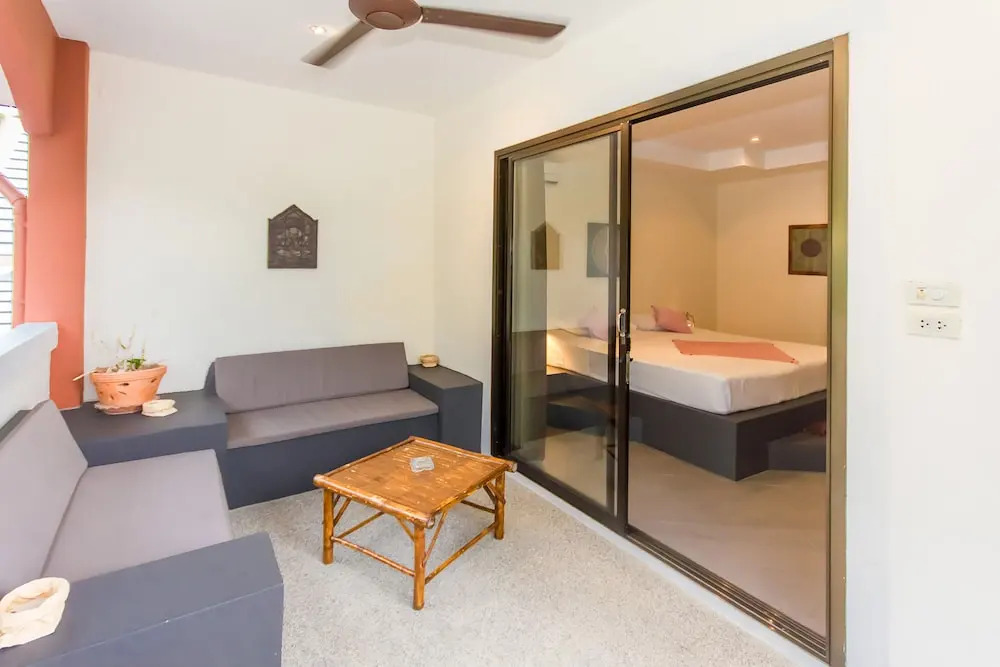 Двухместный номер Standard с видом на сад двуспальная кровать в Sallamai Resort