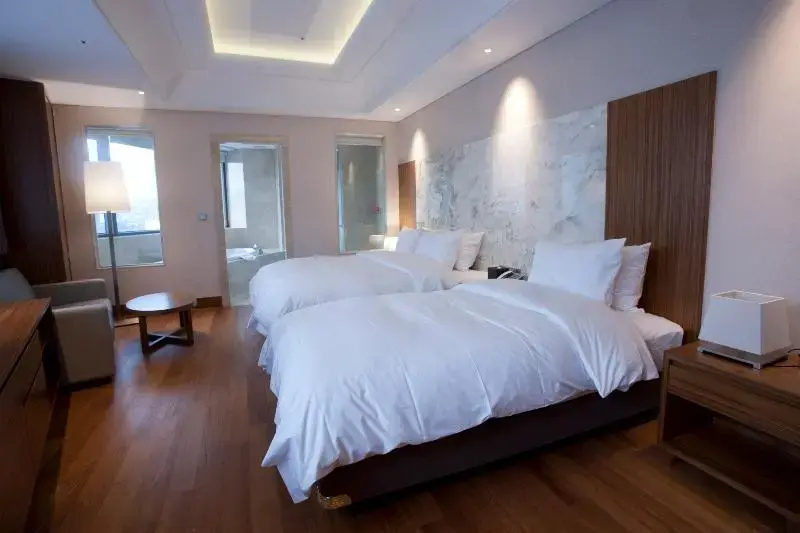 Standard Junior Suite