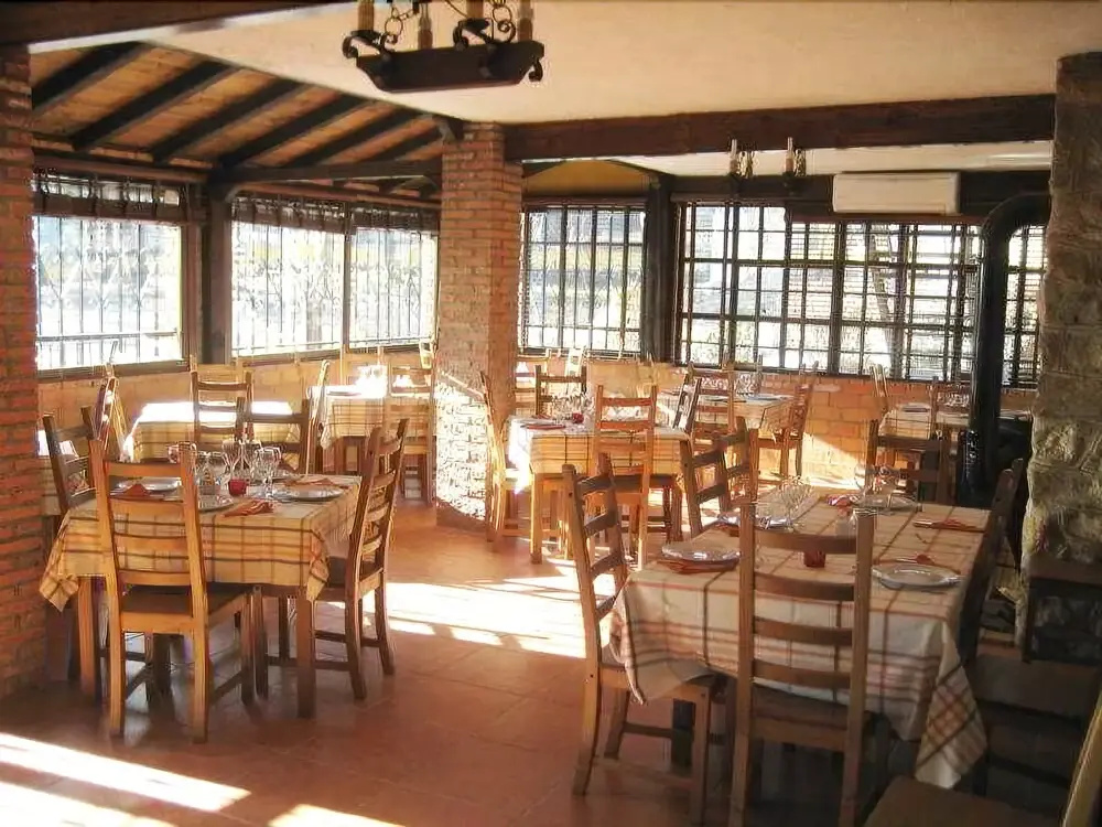 Food & Beverage