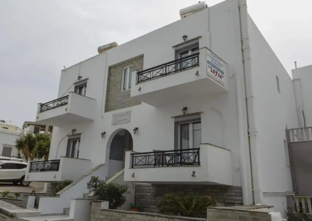 Soula Rooms Tinos