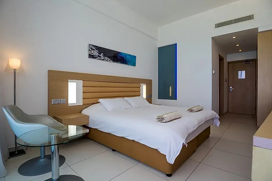 Vrissaki Beach Hotel - Chambres