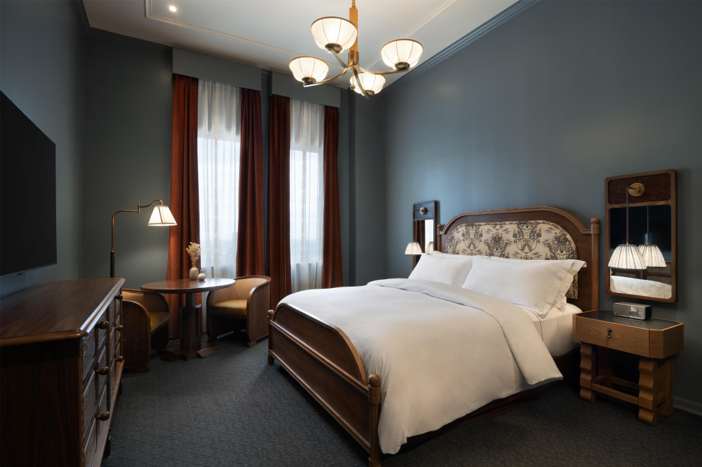 Double room (full double bed)