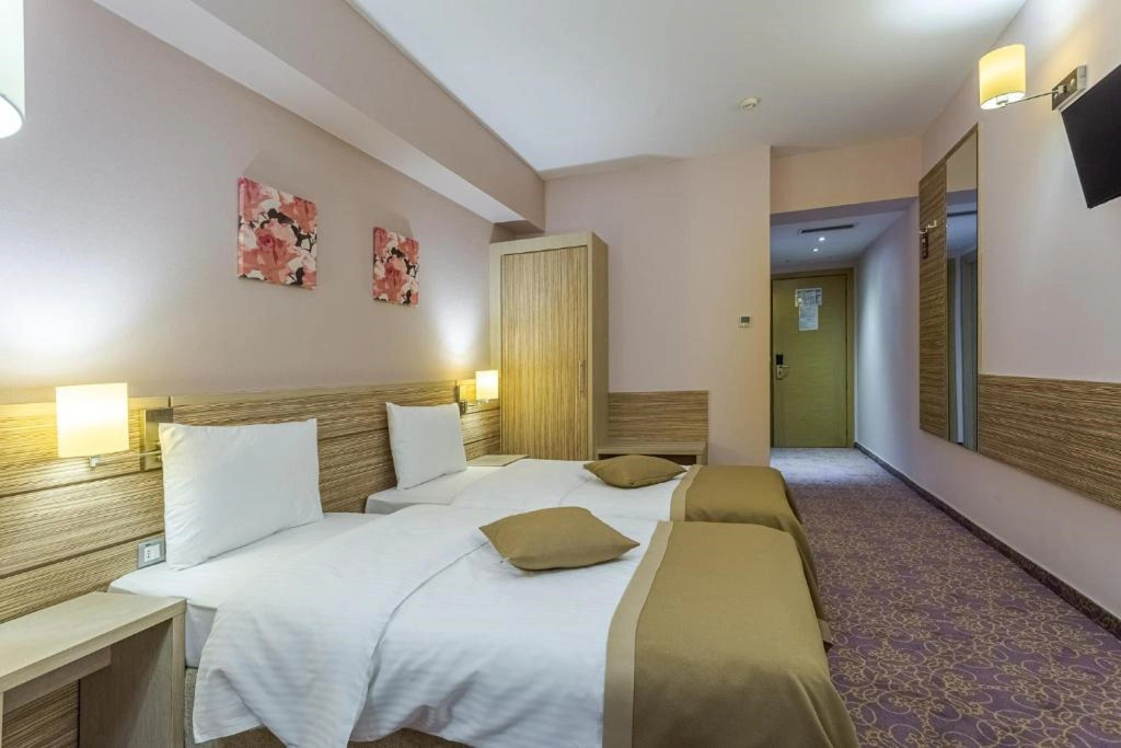 RIN Grand Hotel — 4