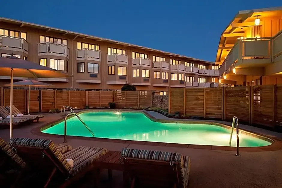 The Lodge at Tiburon - Chambres