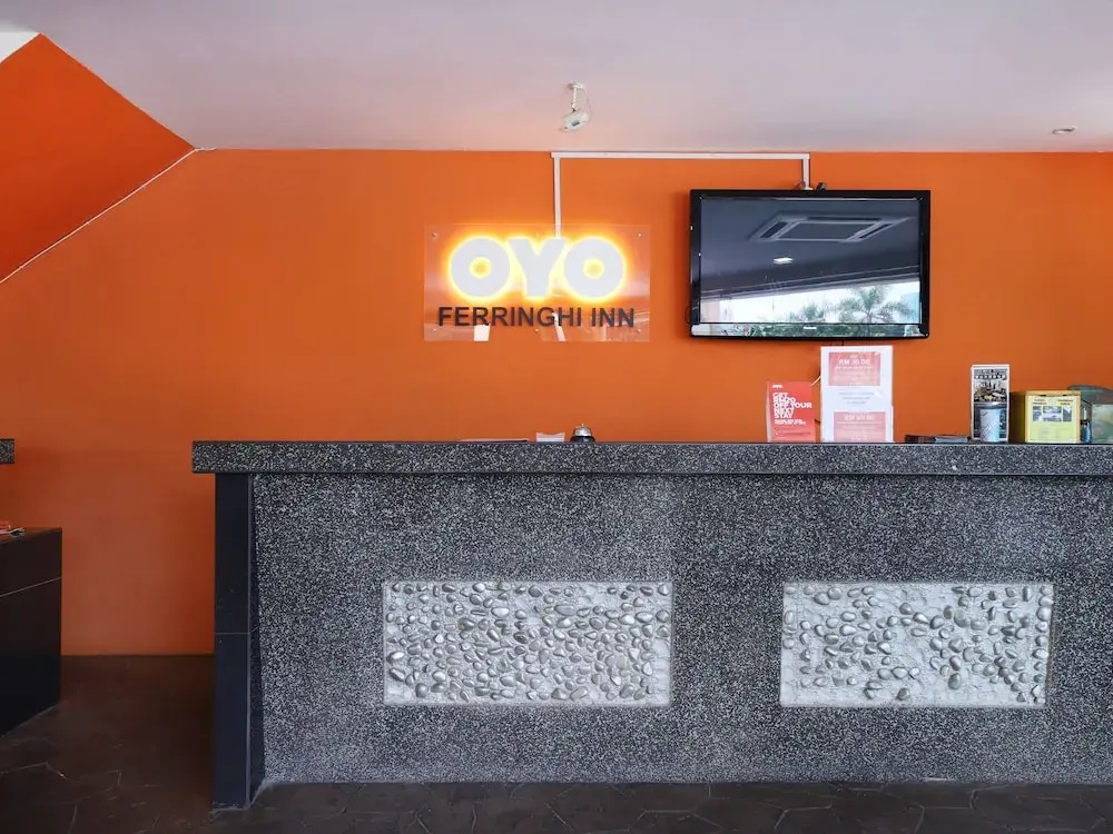 Lobby & Reception