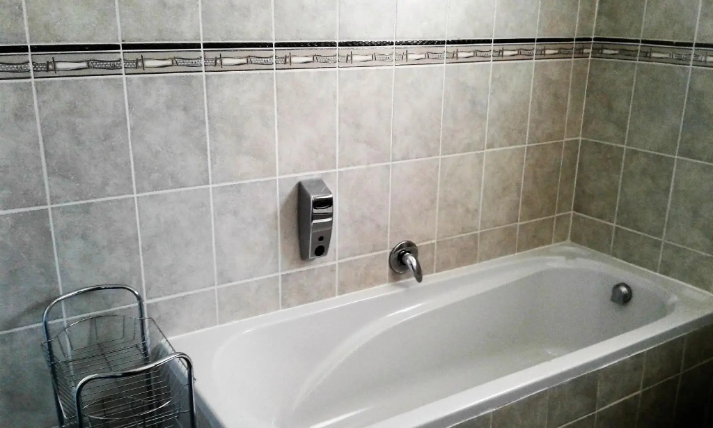 Rostalyn Guesthouse - Chambres
