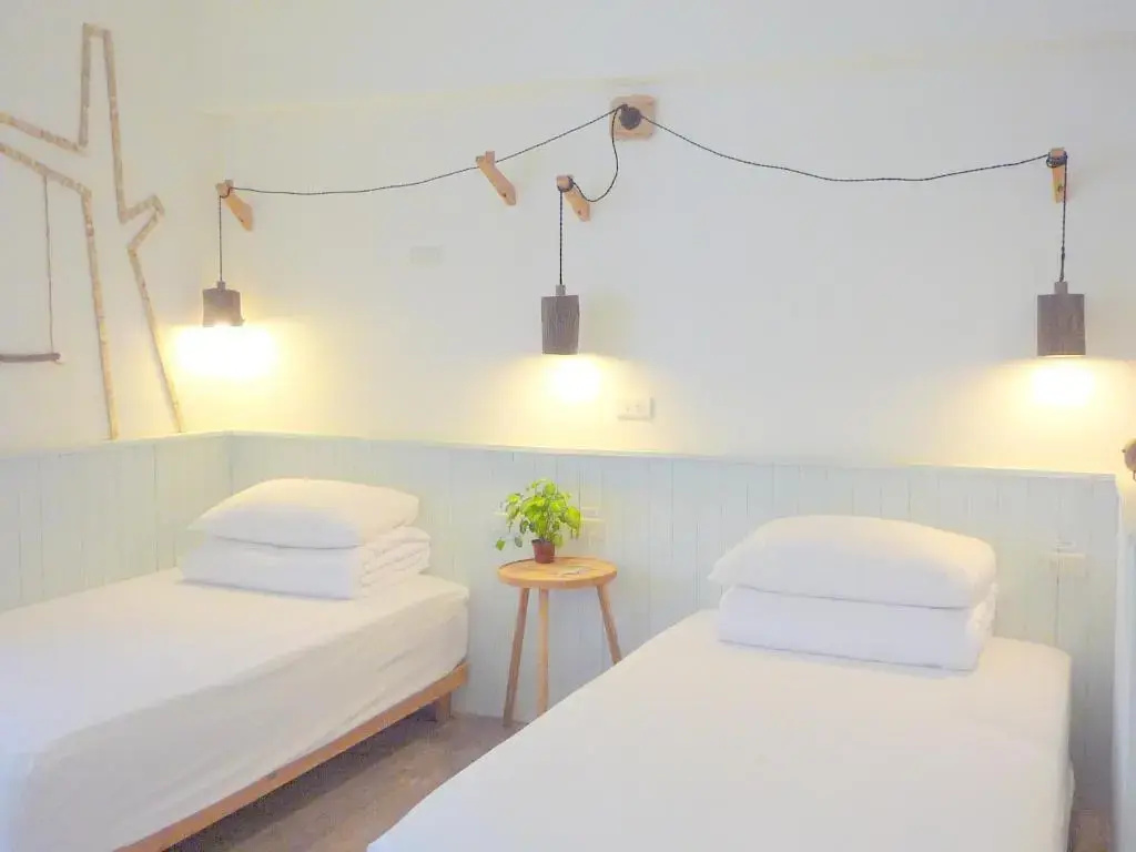 Standard Double room with balcony (twin beds)