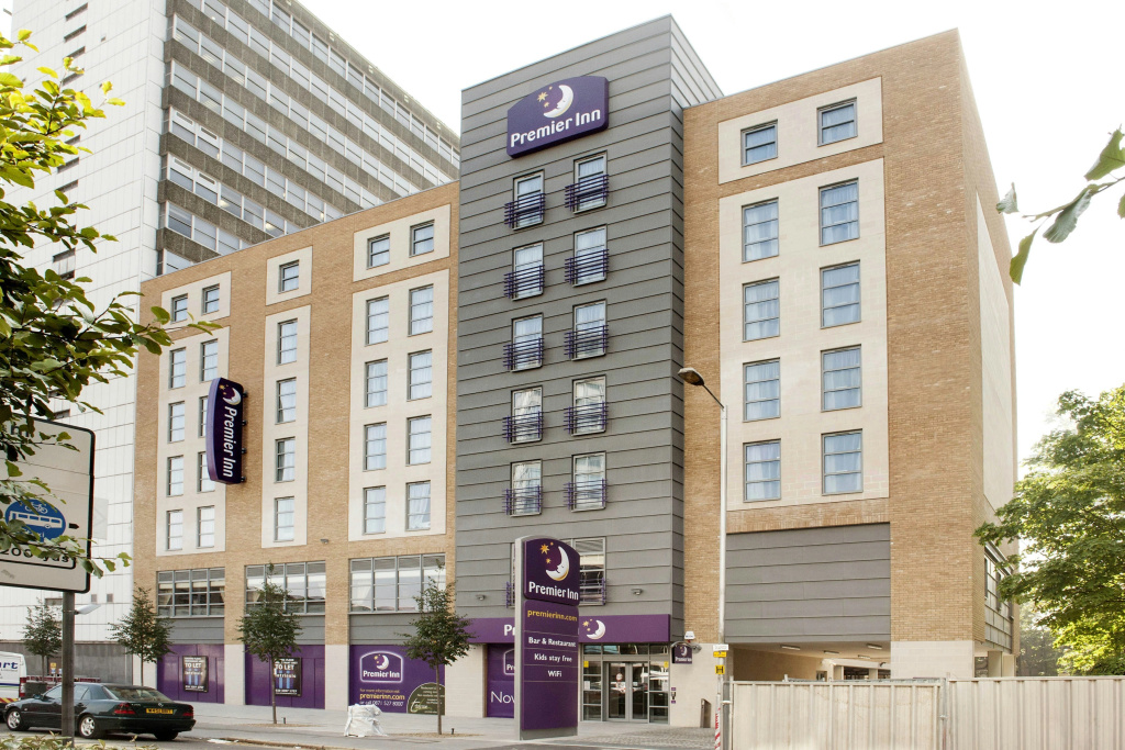Premier Inn London Croydon Town Centre — фото
