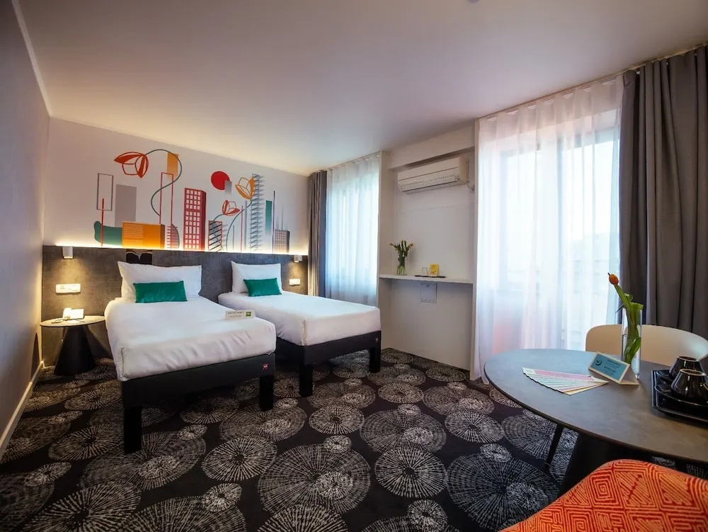 Standard Double room with balcony (twin beds)