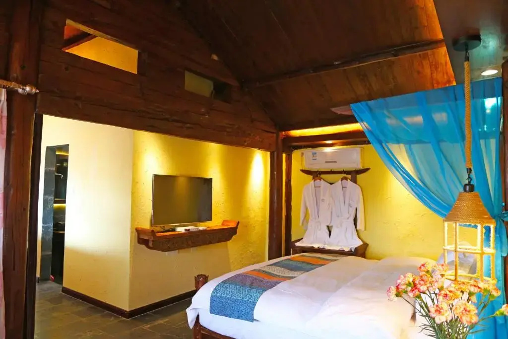 Suite with balcony