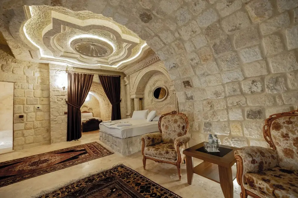 Grand room