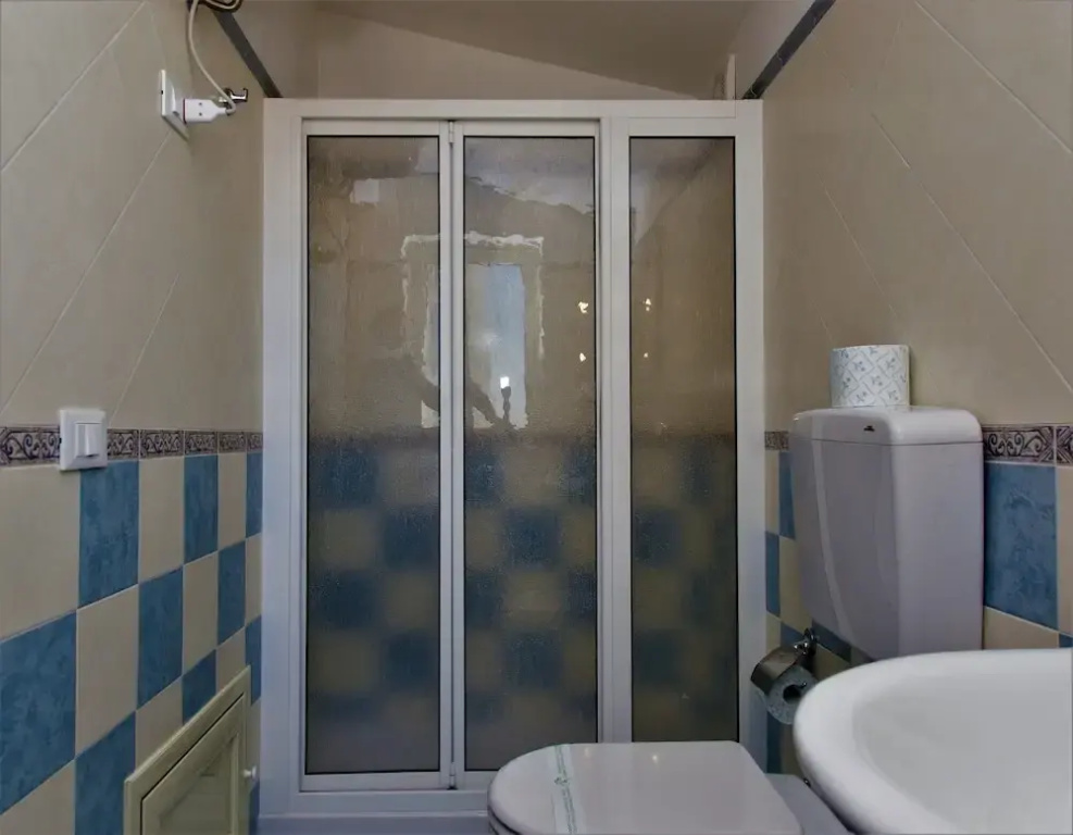 Standard Double room with balcony and with mountain view (full double bed)