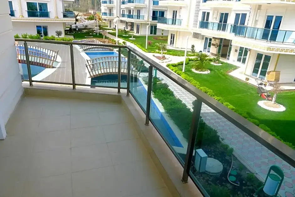 2 Bedrooms Duplex Apartment