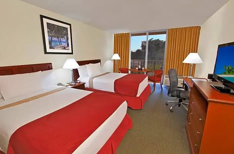 Ramada by Wyndham Hialeah/Miami Airport North - Chambres