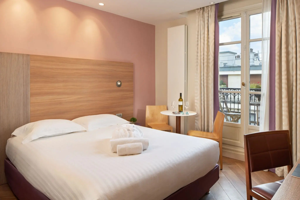 Hotel de Sevigne 7