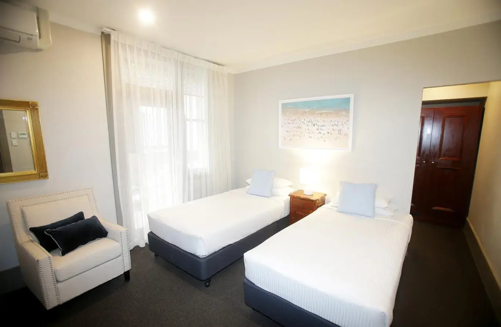 Standard Double room (twin beds)