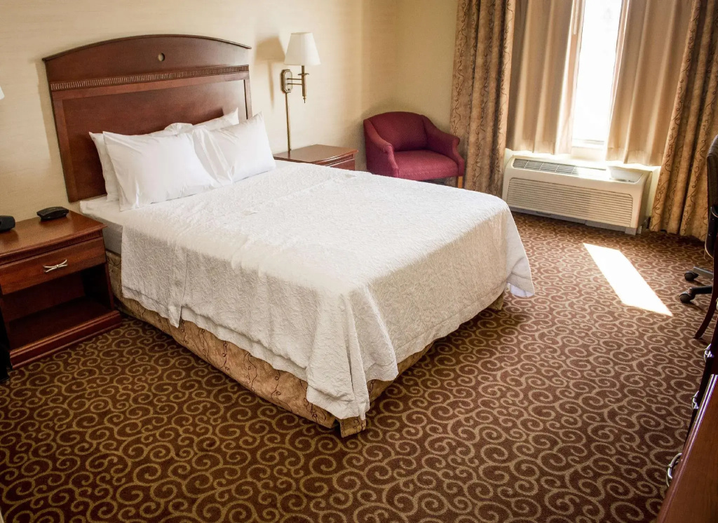 Standard Double room (full double bed)