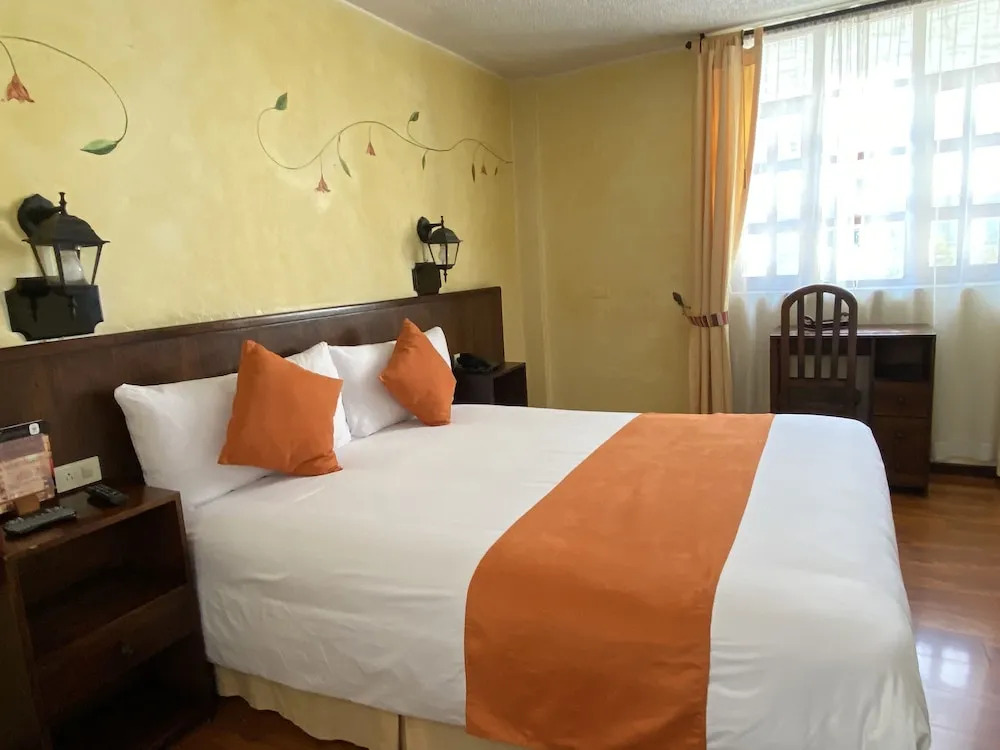 Одноместный номер Standard с балконом в Kitu Hotel