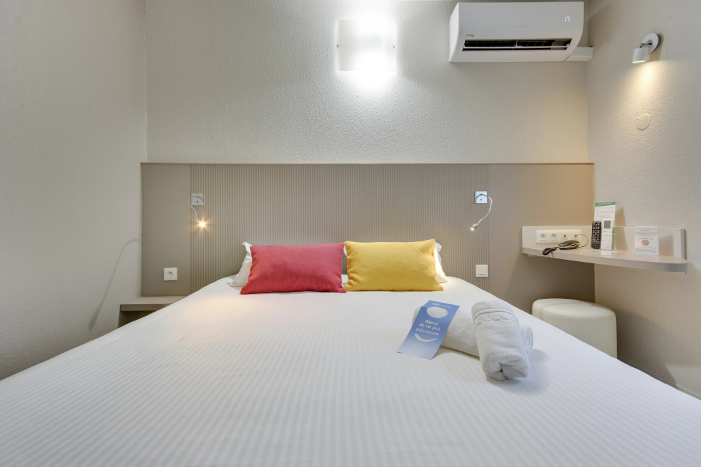Brit Hotel Lille Centre - Général